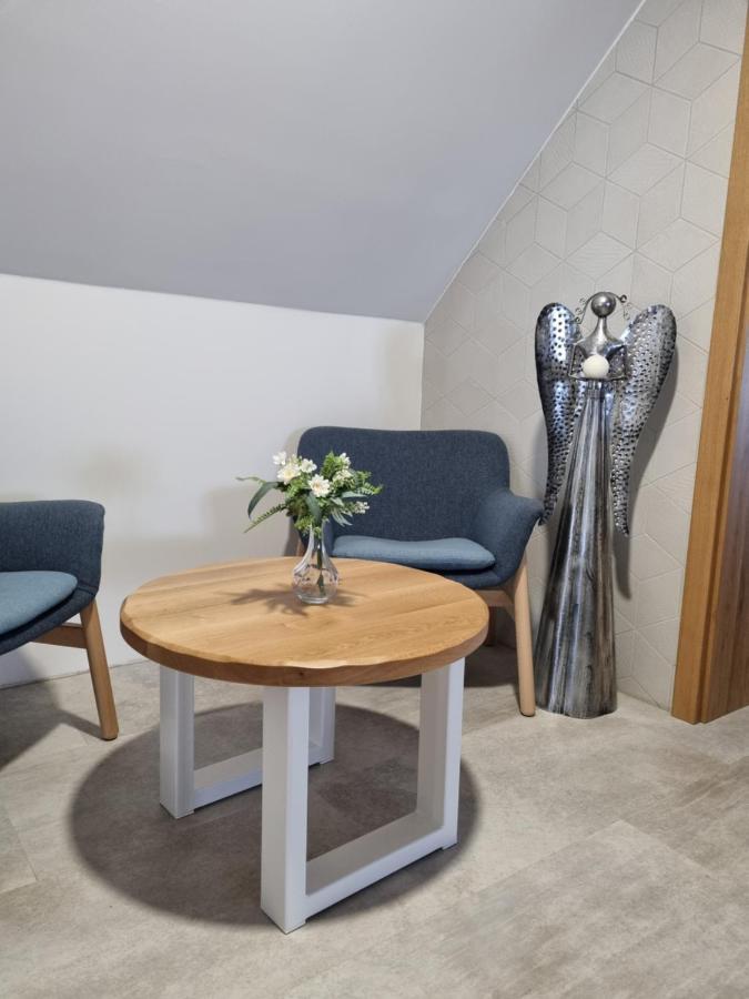 Apartmany U 3 Zbuju Malenovice  Exteriör bild