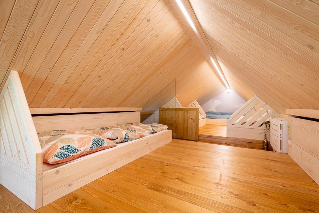 Apartmany U 3 Zbuju Malenovice  Exteriör bild