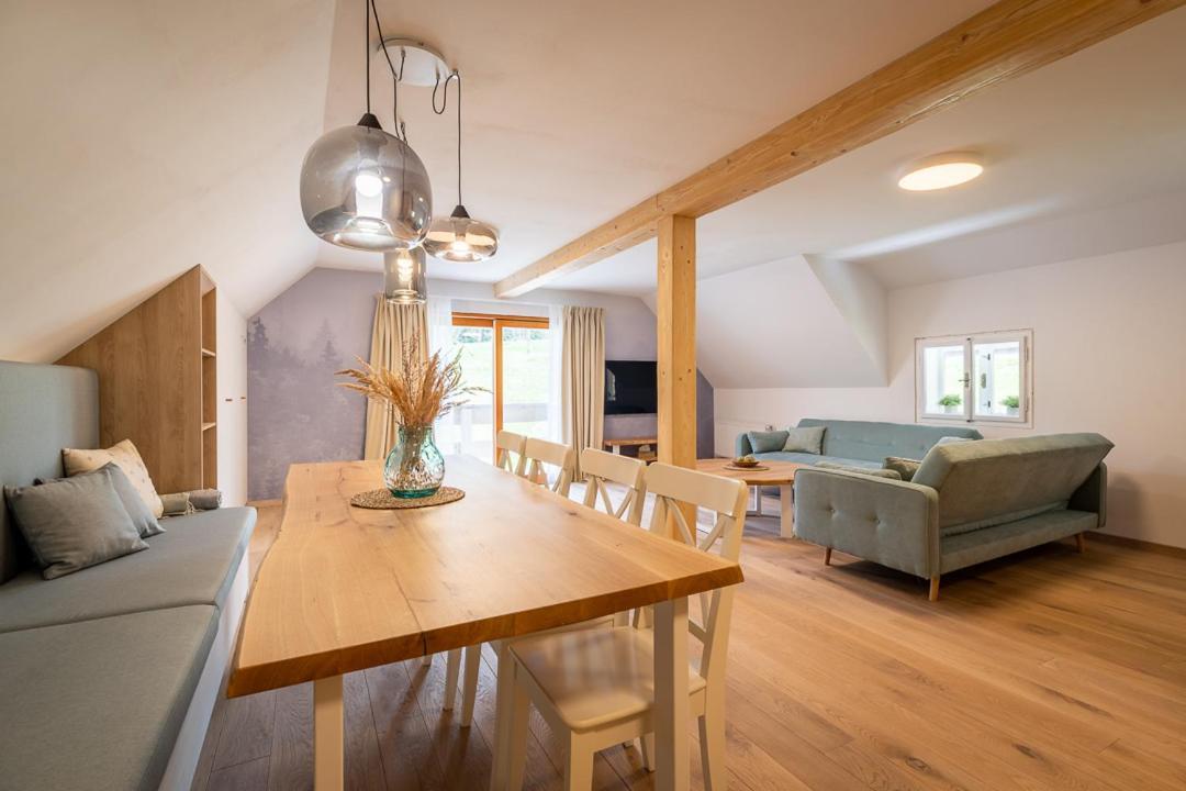 Apartmany U 3 Zbuju Malenovice  Exteriör bild