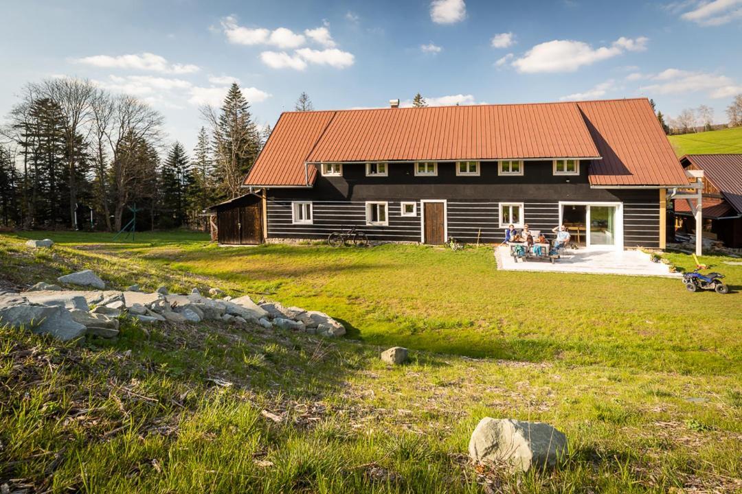Apartmany U 3 Zbuju Malenovice  Exteriör bild
